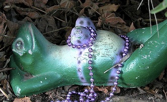 frogshrine1.jpg